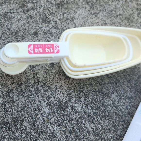 Plastic Measuring Cup and Spoon Set - Cream, Red, Black 22 Pieces - Picture 4 of 4